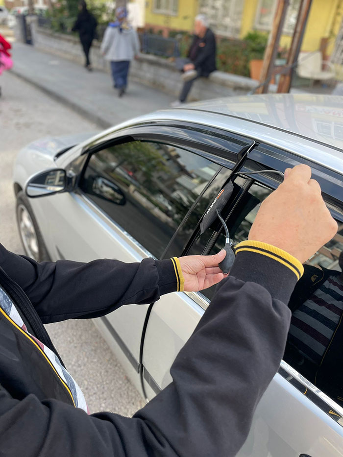 Emiralem Oto Kilitçisi